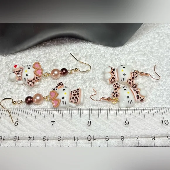 Mother Daughter Hello Kitty Earrings/2pairs - Picture 7 of 7